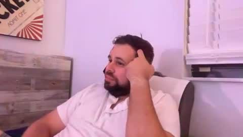 Snapshot of dendriz chatting on 06/24/26, 02:32 dendriz online show from 06/24/26, 02:32
