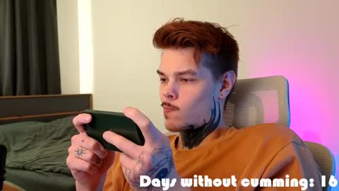 Snapshot of denis_here chatting on 03/13/26, 01:07 Denis online show from 03/13/26, 01:07