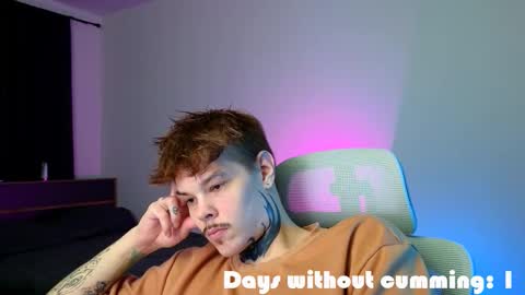 Snapshot of denis_here chatting on 03/18/26, 03:59 Denis online show from 03/18/26, 03:59