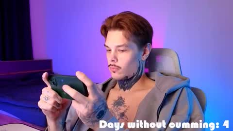 Snapshot of denis_here chatting on 03/22/26, 12:36 Denis online show from 03/22/26, 12:36