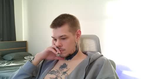 Snapshot of denis_here chatting on 06/05/26, 04:45 Denis online show from 06/05/26, 04:45