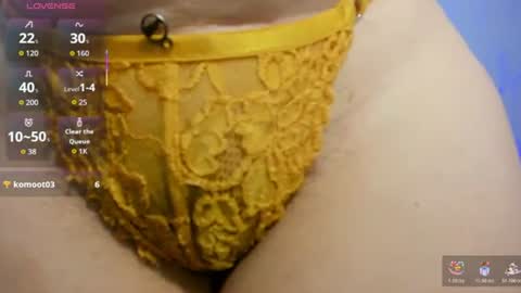 Laura online show from 07/15/26, 03:28