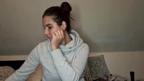 Denise and Brad online show from 09/22/25, 06:04