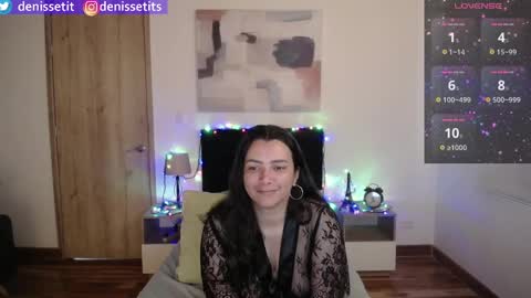 Snapshot of denissetits chatting on 02/23/25, 01:53    online show from 02/23/25, 01:53
