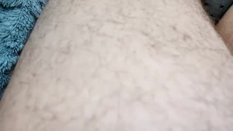 Snapshot of denisw13 chatting on 10/16/25, 10:27 denisw13 online show from 10/16/25, 10:27