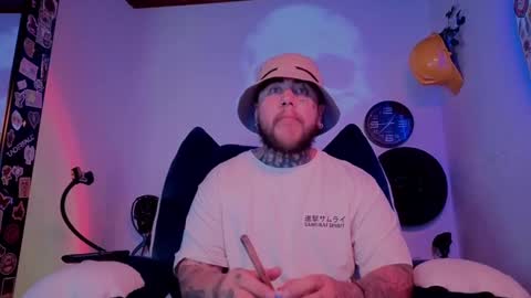 Oliver online show from 09/16/25, 02:56