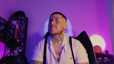 Snapshot of denjig chatting on 01/10/26, 02:46 Oliver online show from 01/10/26, 02:46