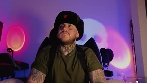 Snapshot of denjig chatting on 01/19/26, 01:09 Oliver online show from 01/19/26, 01:09