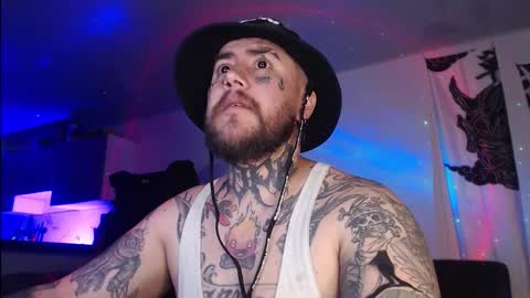 Snapshot of denjig chatting on 02/23/26, 01:25 Oliver online show from 02/23/26, 01:25