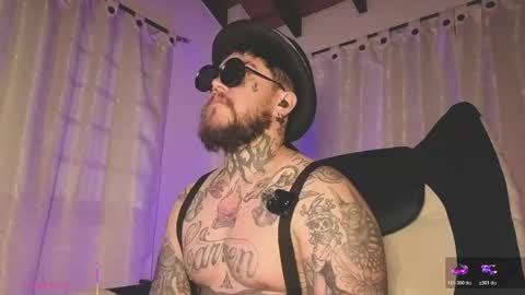 Snapshot of denjig chatting on 04/12/26, 03:22 Oliver online show from 04/12/26, 03:22