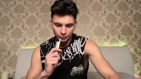 Den online show from 01/21/25, 02:59