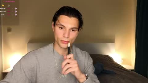 Snapshot of denlover chatting on 04/10/26, 06:23 Den online show from 04/10/26, 06:23