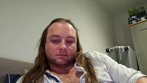 dennis210586 online show from 12/31/24, 02:29