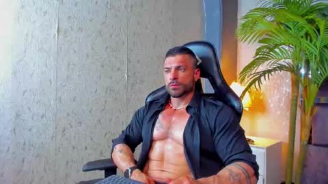 dennis_cox_ online show from 03/10/25, 06:59