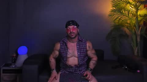 dennis_cox_ online show from 11/24/25, 02:39