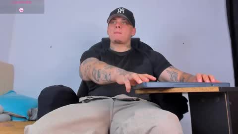 dennis munera online show from 10/03/25, 12:02