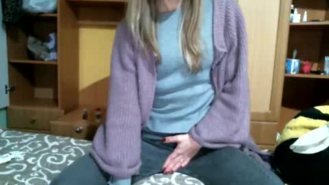 Snapshot of dennisxcarol chatting on 12/24/24, 05:55 DennisXCarol online show from 12/24/24, 05:55