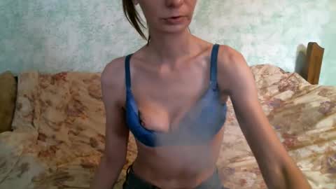 Snapshot of dennisxcarol chatting on 04/01/26, 11:00 DennisXCarol online show from 04/01/26, 11:00