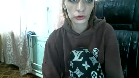 Snapshot of dennisxcarol chatting on 04/03/26, 10:57 DennisXCarol online show from 04/03/26, 10:57