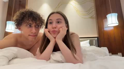 Snapshot of denobluora chatting on 01/17/25, 08:33 Jasper   online show from 01/17/25, 08:33