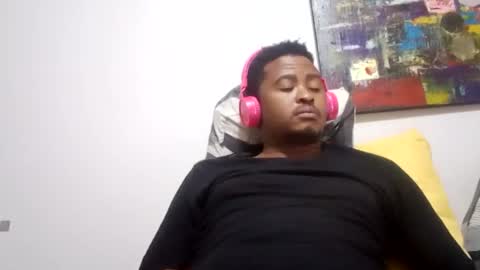 Snapshot of dentzo chatting on 04/21/26, 02:51 mastER blACK online show from 04/21/26, 02:51