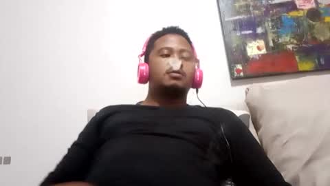 Snapshot of dentzo chatting on 04/23/26, 10:56 mastER blACK online show from 04/23/26, 10:56