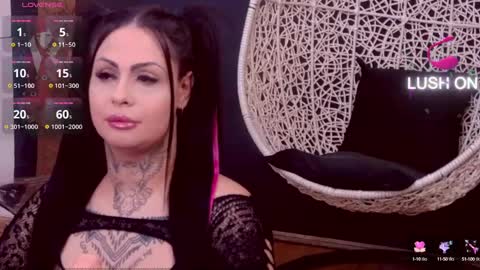 denychantall online show from 01/31/25, 10:52