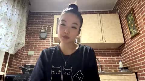 Emma online show from 11/07/25, 11:32