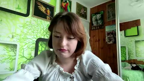 Snapshot of denysecough chatting on 05/22/26, 04:34 Lira online show from 05/22/26, 04:34