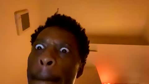 Snapshot of denzel_king3 chatting on 11/09/25, 03:49 Denzel King3 online show from 11/09/25, 03:49