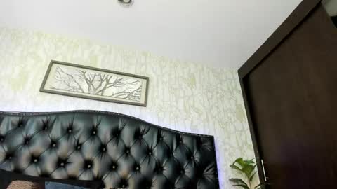 denzelrios online show from 04/14/26, 03:23