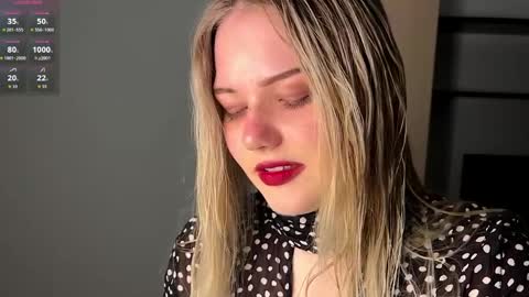 Snapshot of deonnahobb chatting on 04/02/26, 04:04 Luna online show from 04/02/26, 04:04