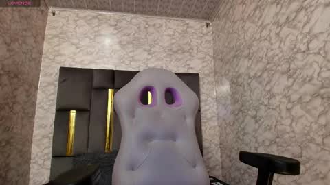 Snapshot of dereck_monroe chatting on 01/06/26, 10:41 Dereck online show from 01/06/26, 10:41