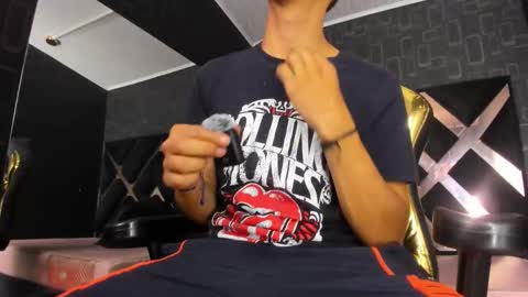 Snapshot of dereck_monroe chatting on 03/05/26, 11:45 Dereck online show from 03/05/26, 11:45