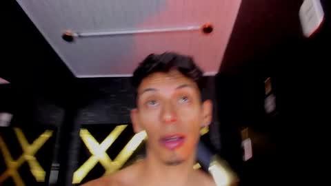 Snapshot of dereck_monroe chatting on 06/03/26, 02:33 Dereck online show from 06/03/26, 02:33
