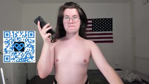 Derek online show from 11/11/25, 03:23