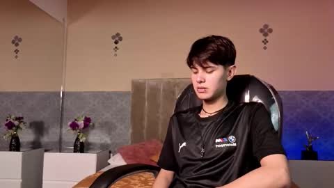 Snapshot of derek_sinn chatting on 02/11/26, 08:25 derek_sinn online show from 02/11/26, 08:25