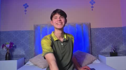 Snapshot of derek_sinn chatting on 02/24/26, 09:13 derek_sinn online show from 02/24/26, 09:13