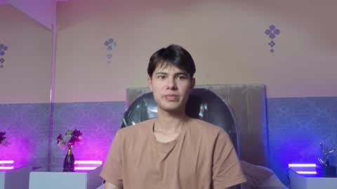 Snapshot of derek_sinn chatting on 03/02/26, 08:15 derek_sinn online show from 03/02/26, 08:15