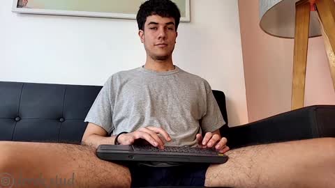 Snapshot of derek_stud_ chatting on 12/28/24, 07:22 Derek independent model online show from 12/28/24, 07:22