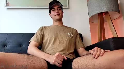Snapshot of derek_stud_ chatting on 03/02/25, 05:36 Derek independent model online show from 03/02/25, 05:36