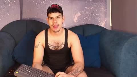 Snapshot of derek_voss chatting on 06/18/26, 12:53 derek_voss online show from 06/18/26, 12:53