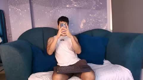 Snapshot of derek_voss chatting on 06/19/26, 12:31 derek_voss online show from 06/19/26, 12:31