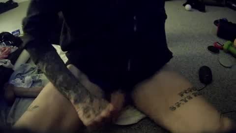 Snapshot of derekdiamond chatting on 12/21/24, 09:33 henry garfield online show from 12/21/24, 09:33