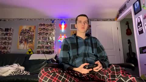 Snapshot of derekdings chatting on 04/16/26, 01:56 derekdings online show from 04/16/26, 01:56