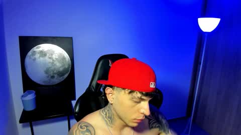 Snapshot of derekmuller11 chatting on 03/06/26, 11:34 derekmuller11 online show from 03/06/26, 11:34