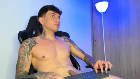 Snapshot of derekmuller11 chatting on 03/14/26, 10:59 derekmuller11 online show from 03/14/26, 10:59