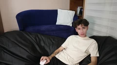 Derek online show from 11/11/25, 02:00