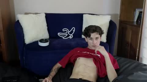 Derek online show from 11/25/25, 08:31