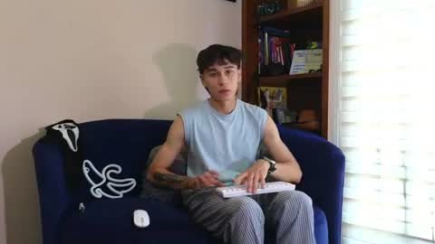 Derek online show from 06/21/26, 09:06